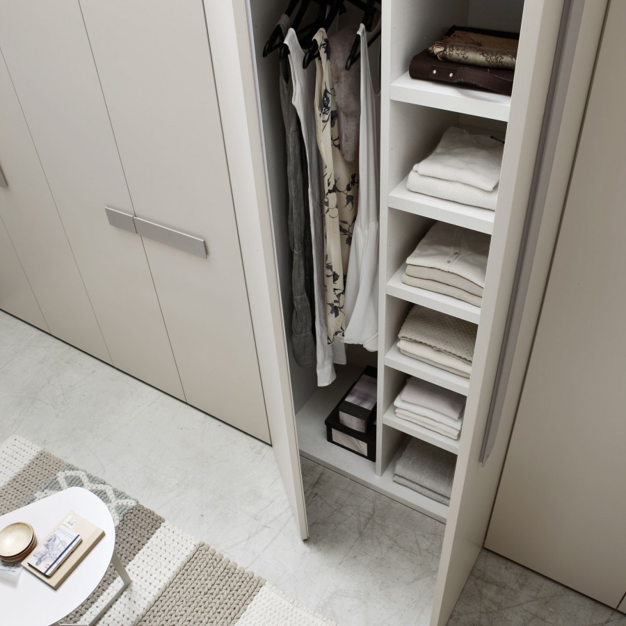 Line hinged door Orme