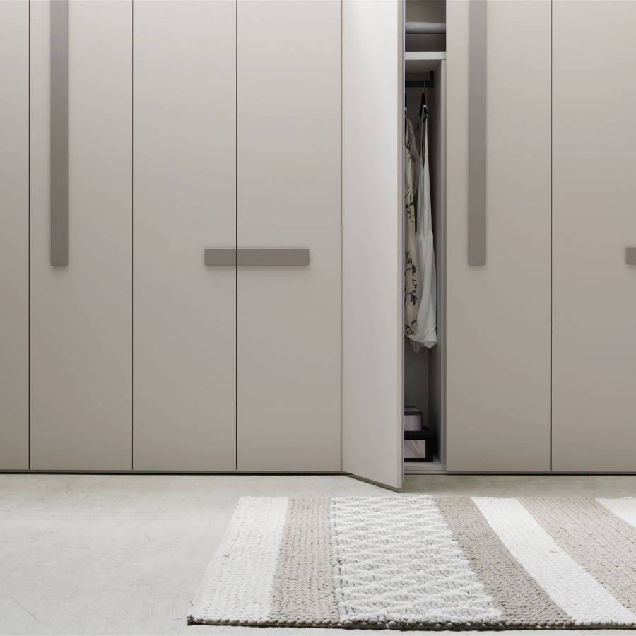 Line hinged door Orme
